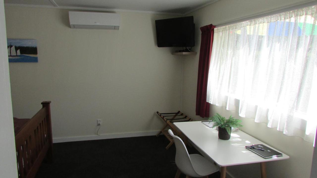 Cozy Haven - Waihi Apartment ภายนอก รูปภาพ